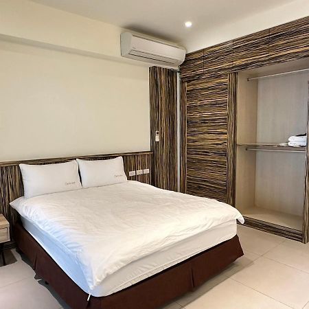 Hotel Catnap Luodong Esterno foto