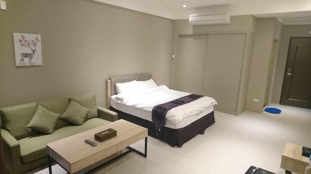 Hotel Catnap Luodong Esterno foto