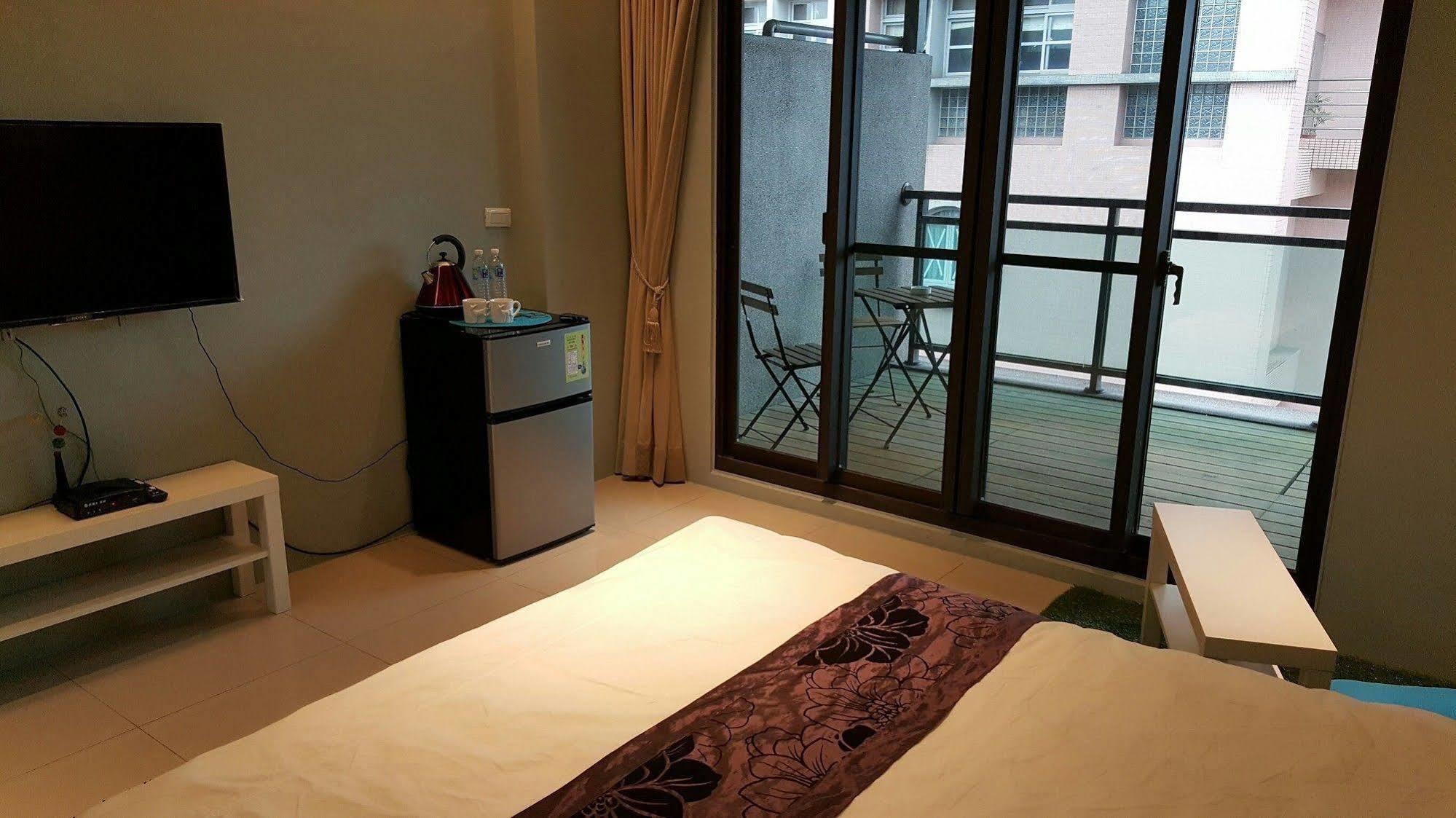 Hotel Catnap Luodong Esterno foto